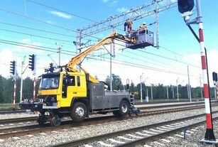 رافعة السلة التلسكوبية VOLVO F 6 RAIL ROAD Platform Schienen TWO WAY