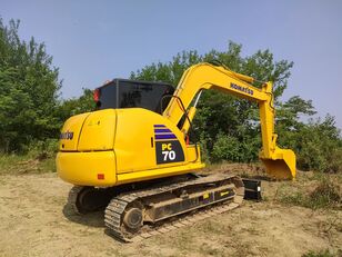 حفارة صغيرة KOMATSU PC70-8