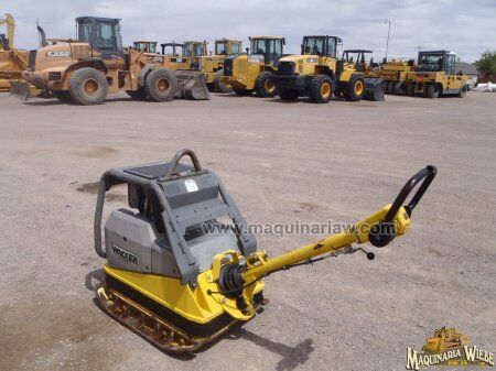 صفائح اهتزازية Wacker COMPACTADOR