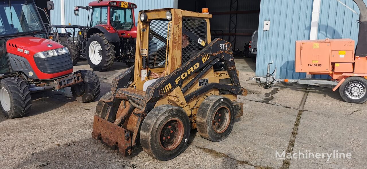 جرافة انزلاقية التوجيه New Holland L455