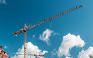 رافعة برجية LIEBHERR 71 EC