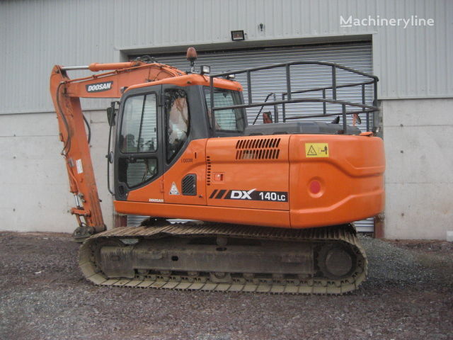 حفارة مجنزرة Doosan DX140 LC