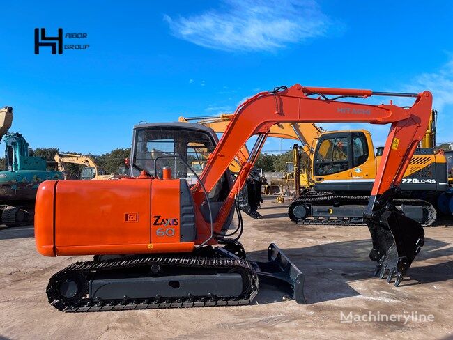 حفارة مجنزرة Hitachi ZX60 6ton on hot sale Original